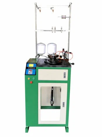 Pribor za kuhanje u kuhinji